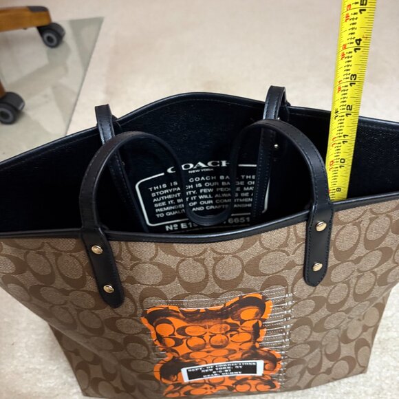 👜 COACH 76651 Reversible Tote Bag Gummy Villain Leather Brown AOP C Print - Picture 8 of 8